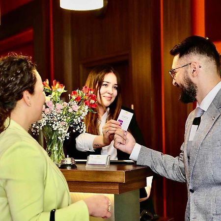 Hotel Teczowy Mlyn Кельце Екстер'єр фото