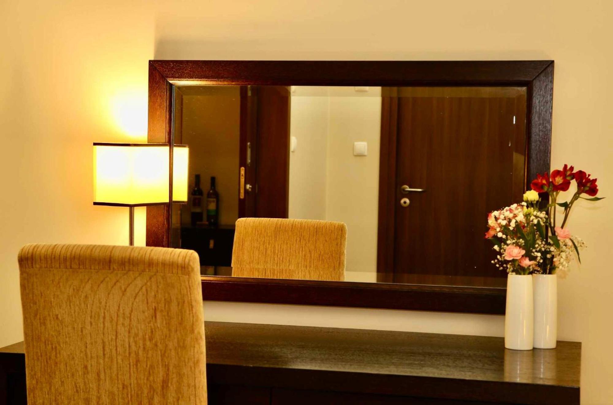 Hotel Teczowy Mlyn Кельце Екстер'єр фото