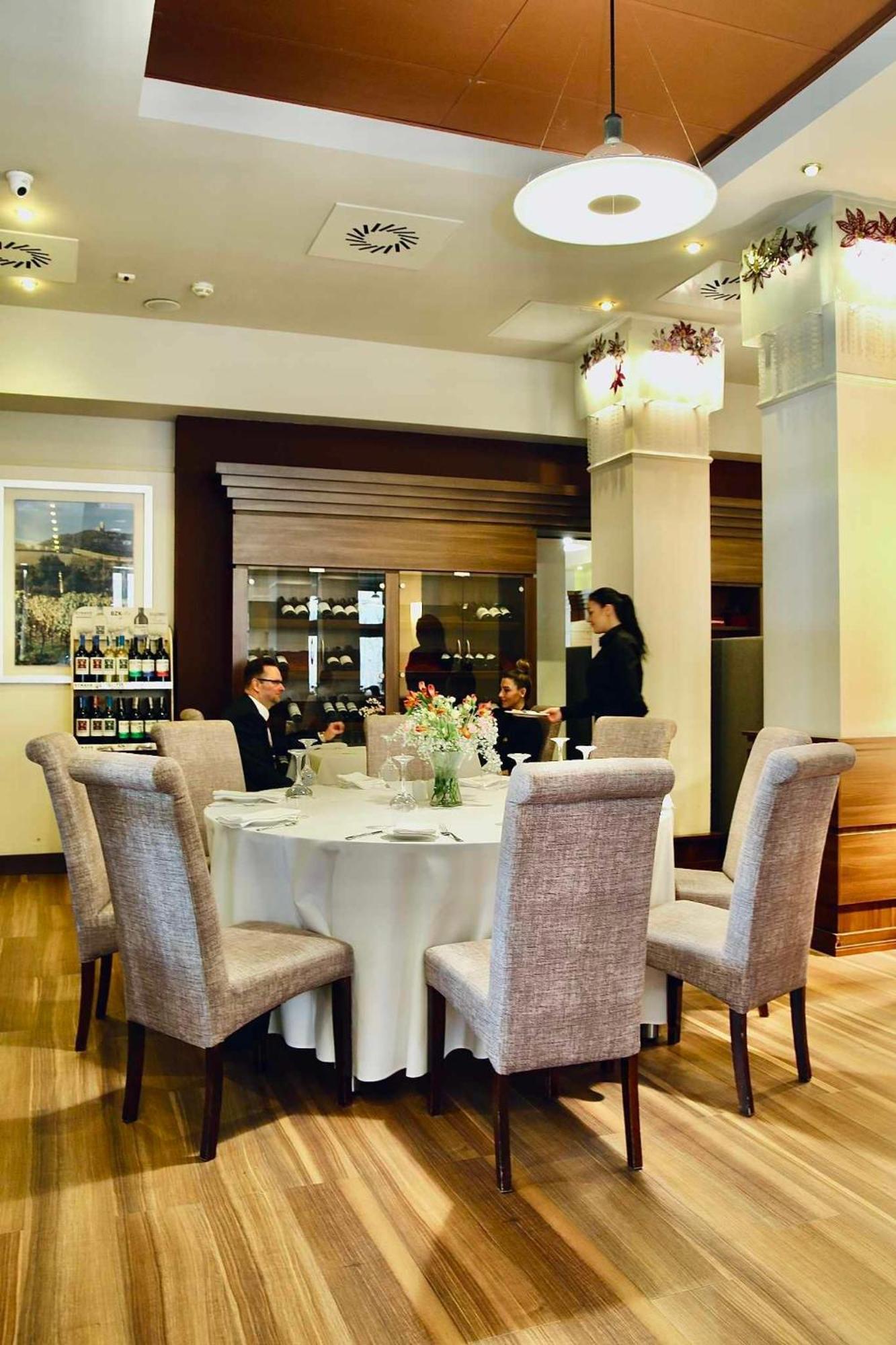 Hotel Teczowy Mlyn Кельце Екстер'єр фото
